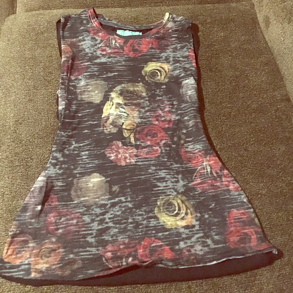 Nation by jen menchaca flower tank!