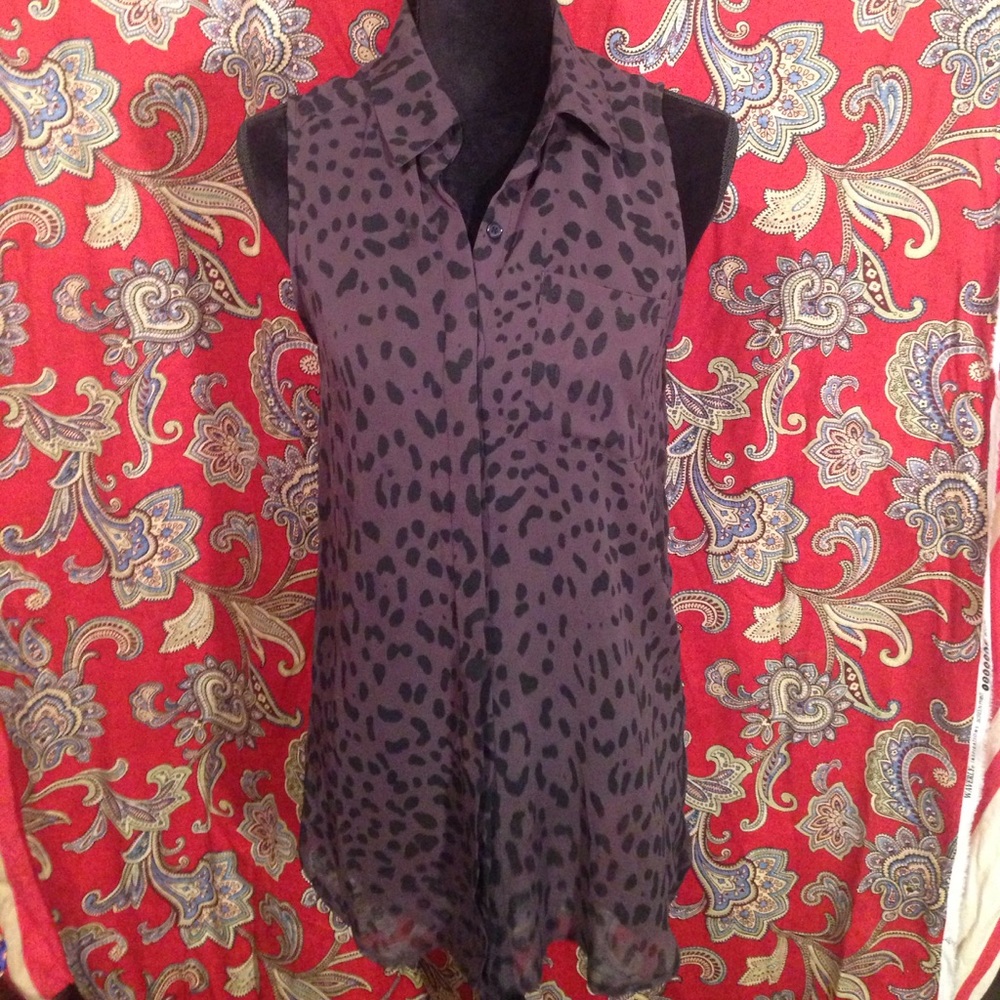 Lush purple and black long button tank