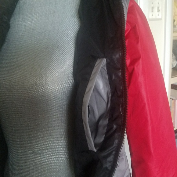 Kenneth Cole Puffer Jacket - Picture 3 of 4