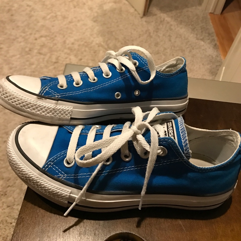 Blue all star converse