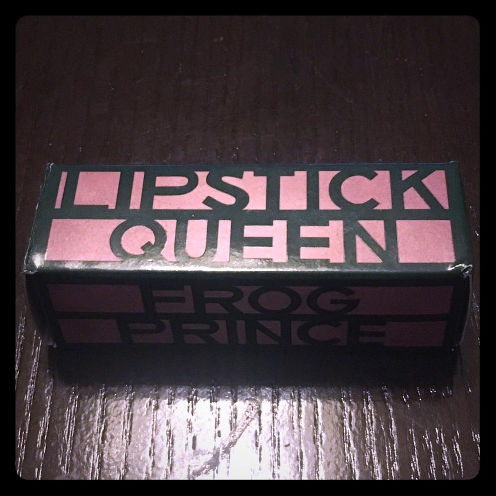 Lipstick Queen Frog Prince self adjusting lipstick