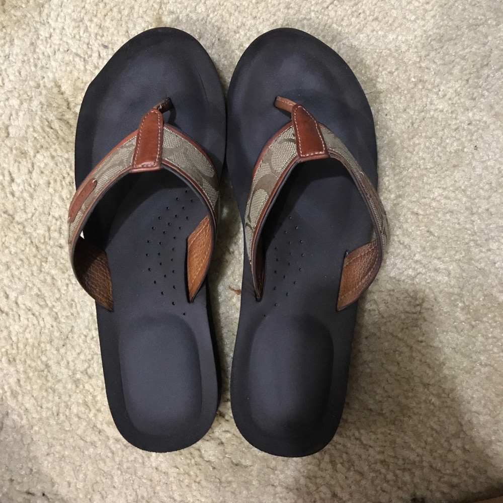 Coach flip flops