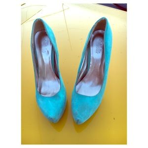 Teal heels