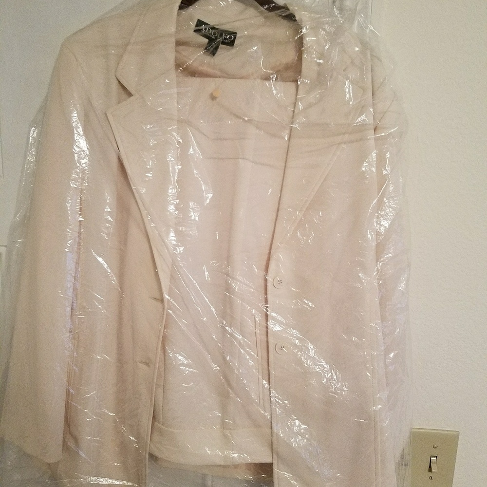 Off white pants suit