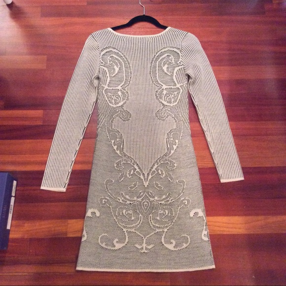 Chelsea and Violet - Picture 2 of 3