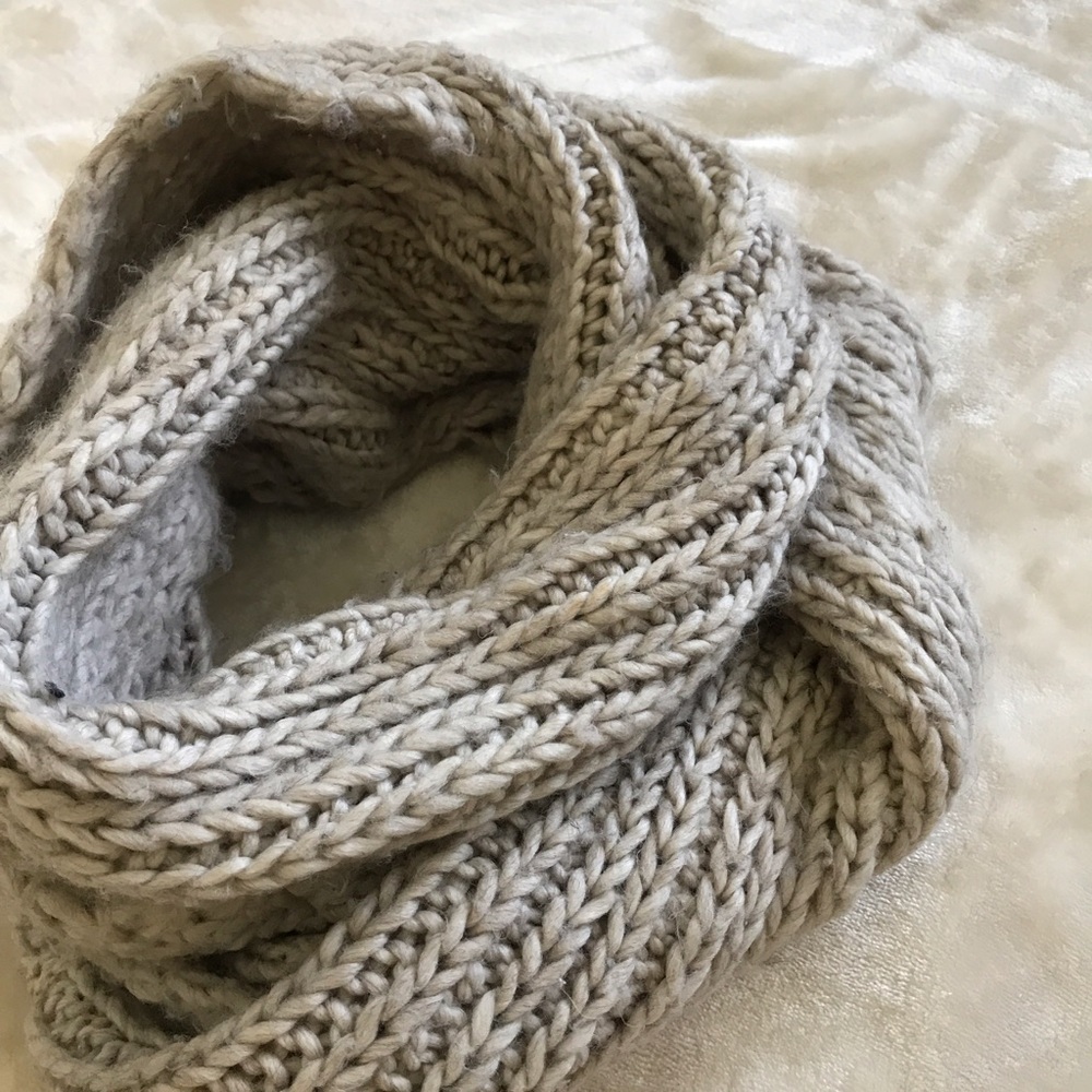 American Eagle Scarf