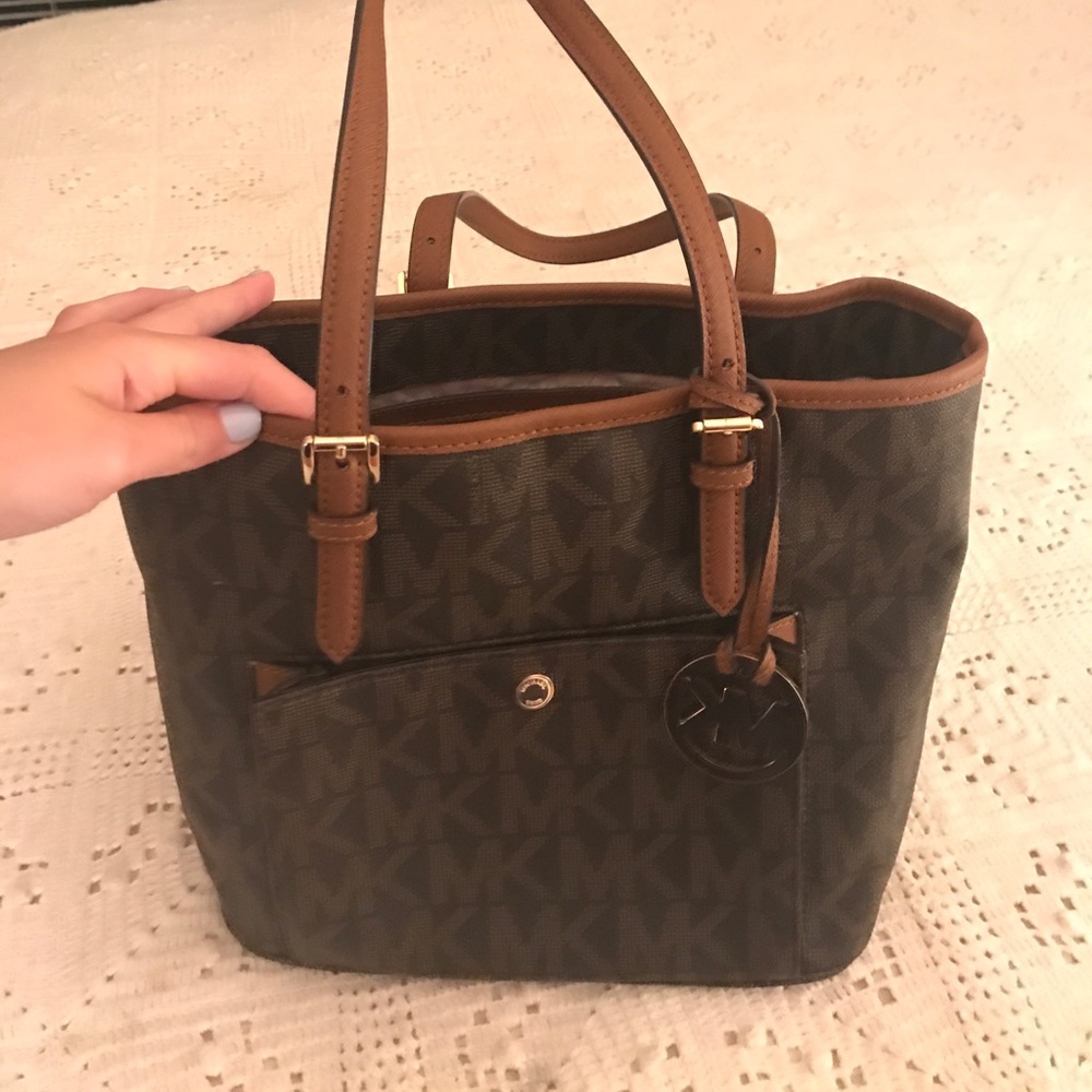 Michael kors purse