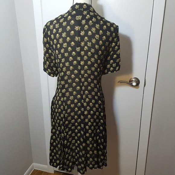 Jones NY Golden Floral on Black Button Down Dress - Picture 4 of 5