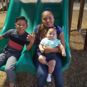 Meet your Posher, Yadira