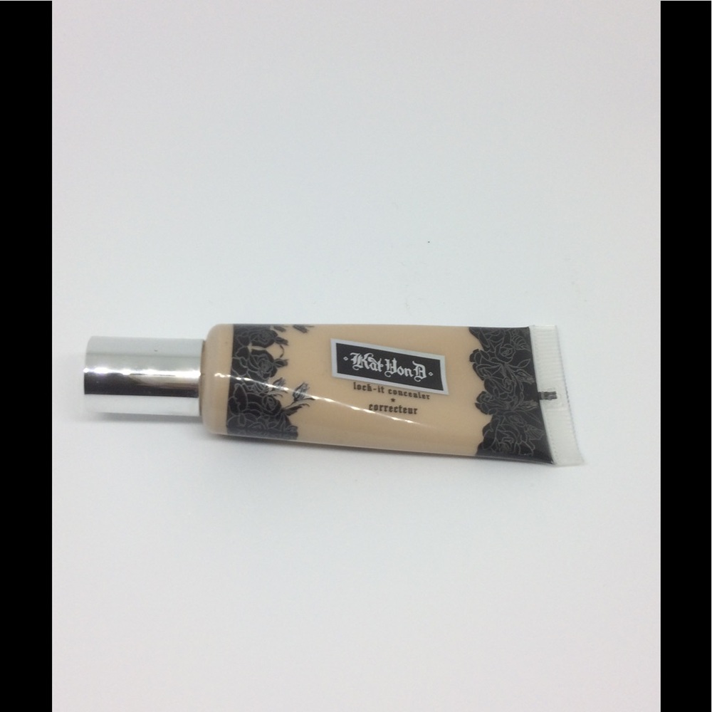 Kat Von D Lock It Concealer
