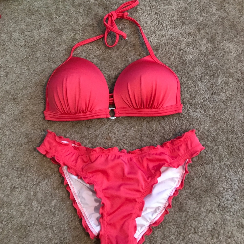 Venus Enhancer Bikini top and Scrunch butt bottoms