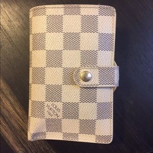Lv Damier coin wallet