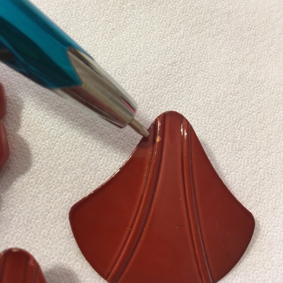 Vintage Brown Acrylic Bead Necklace & Earrings - Picture 5 of 16