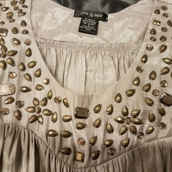 ~°°Beaded Top°°~ - Picture 2 of 3