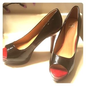 Heart in D Black and Red Heels