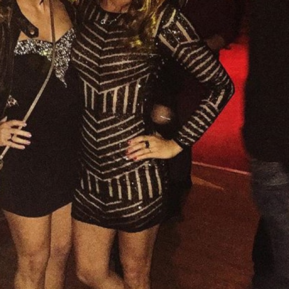 Dress - Picture 2 of 2