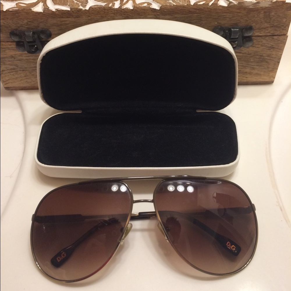 Dolce & Gabana aviators