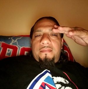 Meet your Posher, Luis