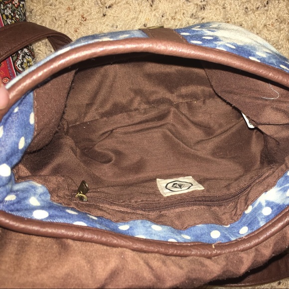 Volcom Purse - Picture 4 of 4