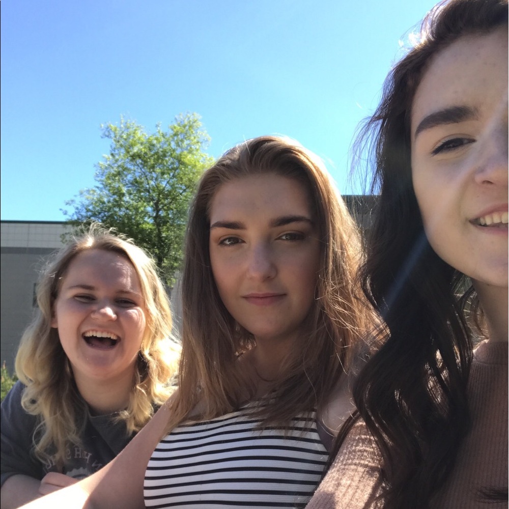 Meet your Posher, Megan