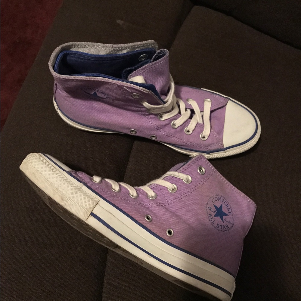 Hi-top converse