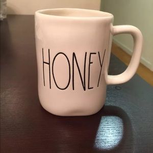Rae Dunn honey mug