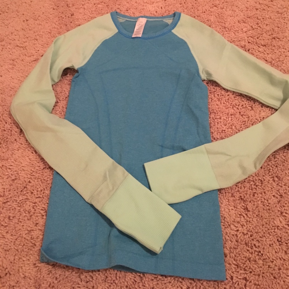 ivivva long sleeve shirt