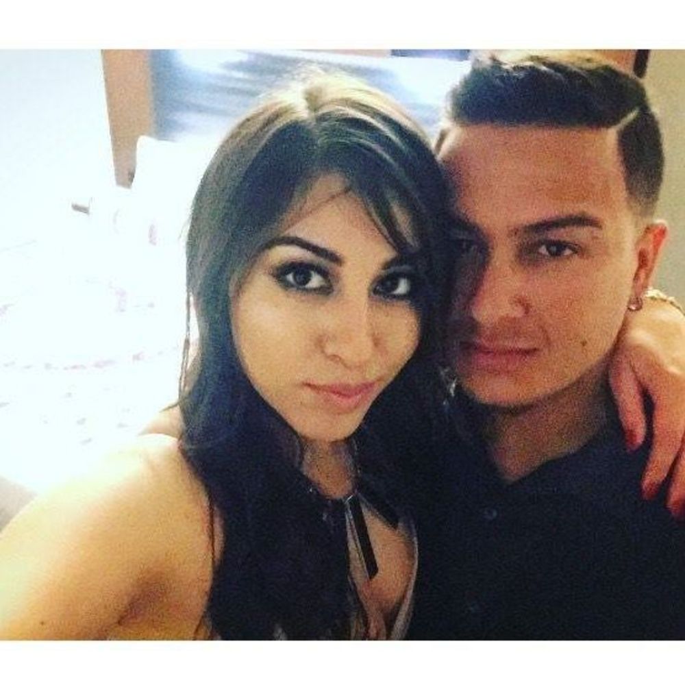 Meet your Posher, Cesar