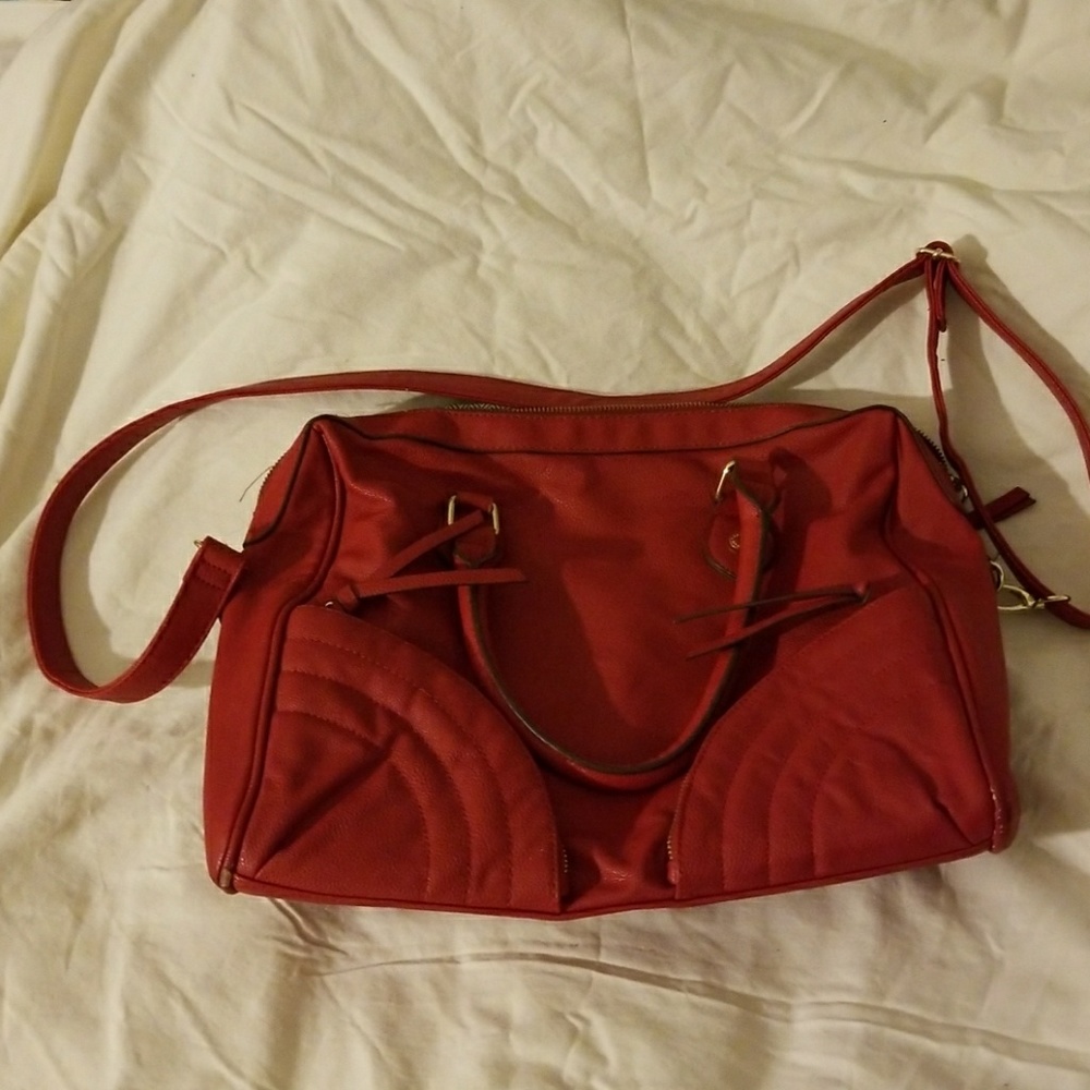 Res cross body purse