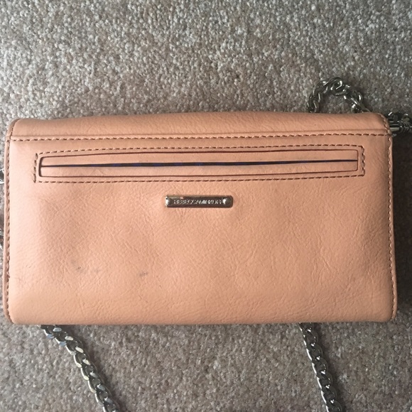 ❌❌SOLD❌❌Rebecca Minkoff Wallet on a Chain - Picture 5 of 8