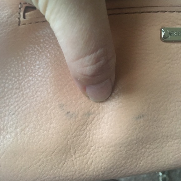 ❌❌SOLD❌❌Rebecca Minkoff Wallet on a Chain - Picture 6 of 8