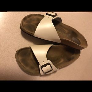 Birkenstock Madrid Size 8/9 Pearl White Metallic