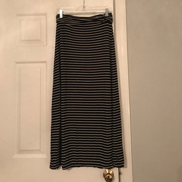 Black and white JCrew maxi skirt - Picture 1 of 2