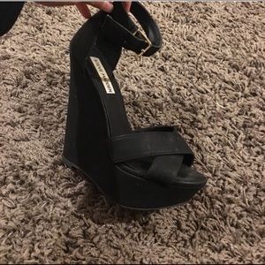 Steve Madden Wedges
