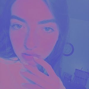 Meet your Posher, Moira