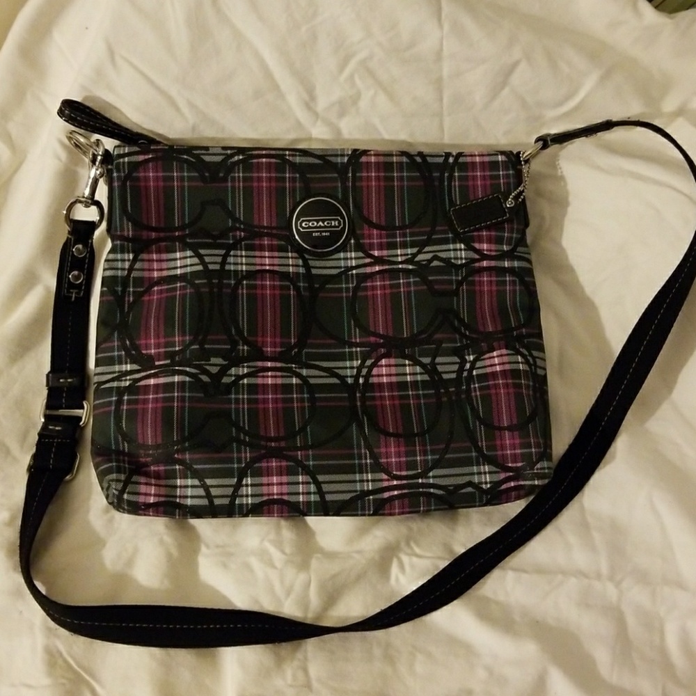 Beautiful Coach cross body - Picture 1 of 4