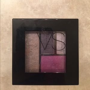 Victoria Secret eyeshadow compact