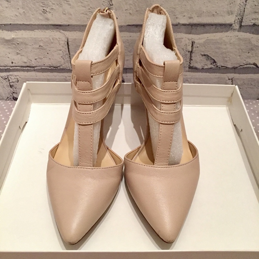 [SOLD] Sole Society Mallory leather heel