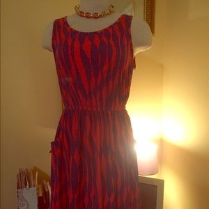 A blue and orange dress.🍊🍊