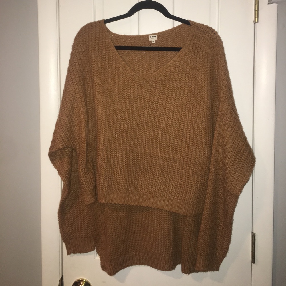 Camel oversized sweater