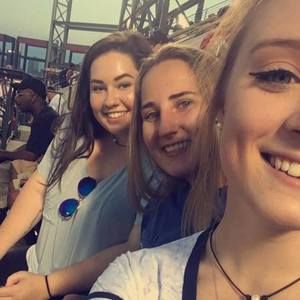 Meet your Posher, Jillian