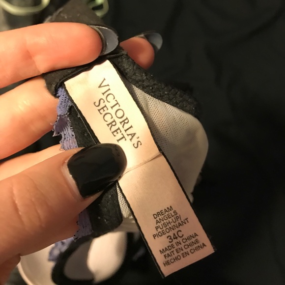 Victoria's Secret lace push up bra - Picture 3 of 3