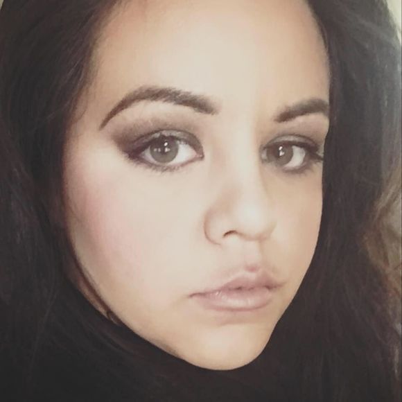 Meet your Posher, Victoria - Picture 1 of 1