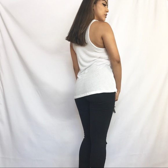 • Classic White Ribbed Tank • - Picture 3 of 5