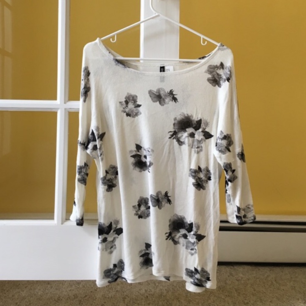 H&M monochrome floral oversized sweater