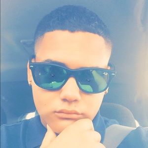 Meet your Posher, Amaury