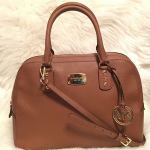 ✨SALE✨Michael Kors Saffiano Satchel