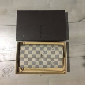 Authentic Louis Vuitton Damier Wallet