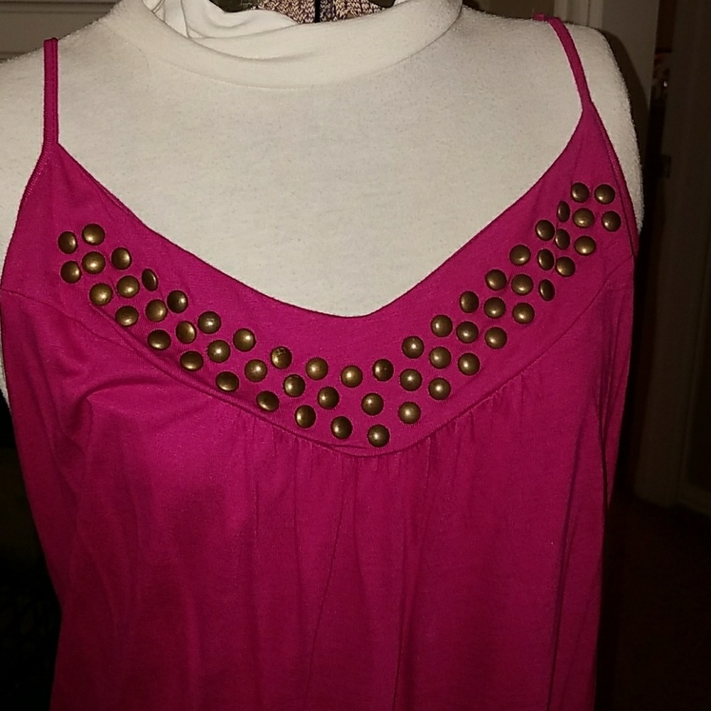 Torrid fuschia tank top