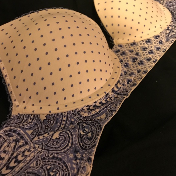 Victoria's Secret push up bra - Picture 2 of 4